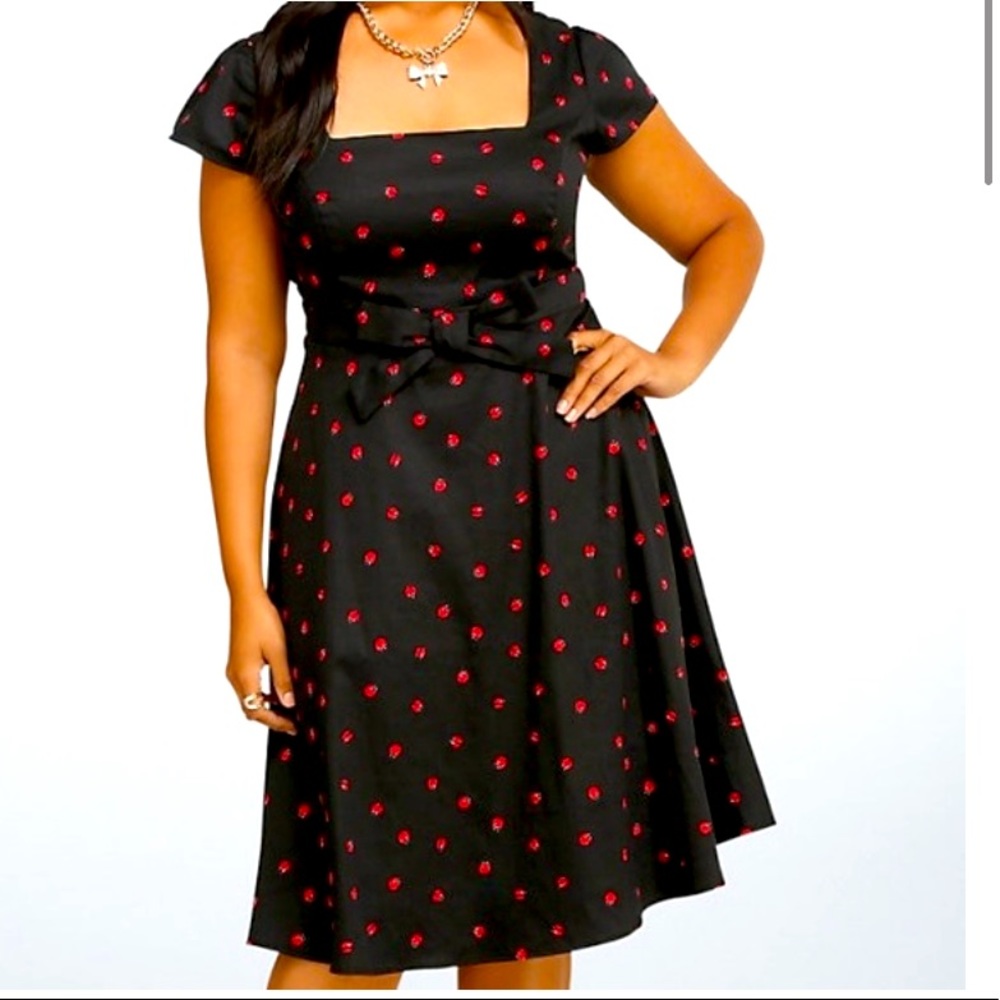 Retro Chic By Torrid Black Ladybug Pinup Rockabilly Bow Front Swing Dress 18